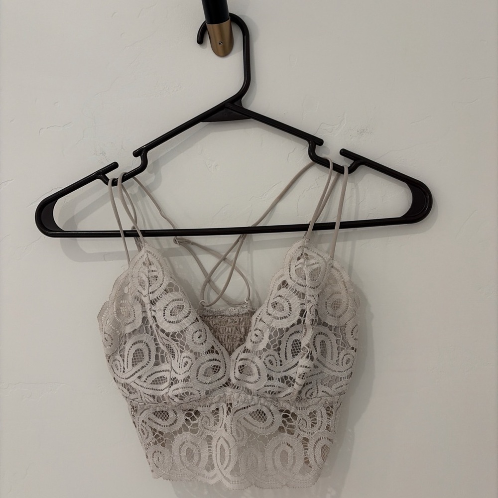 PINK Victoria's Secret Lace Bralette - light gray